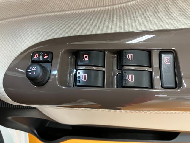 ムーヴキャンバス GメイクアップVS SAIII サポカーSワイド適合 ドラレコ パノラマモニター対応 両側オートスライドドア ステアリングスイッチ USB接続端子 Pスタート 運転席シートヒーター オートハイビーム コーナーセンサー ETC(18枚目)