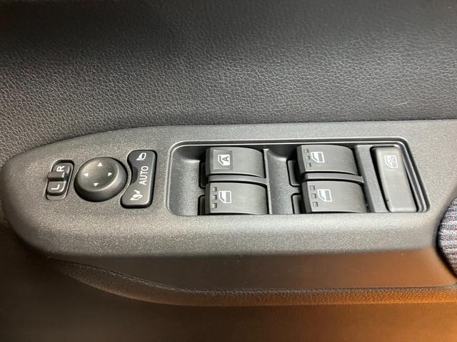 ムーヴ ＲＳ　サポカーＳワイド適合　両側オートスライドドア　パノラマモニター対応　全車速追従機能付ＡＣＣ　ステアリングスイッチ　電動パーキングブレーキ　Ｐスタート　コーナーセンサー　キーフリー（21枚目）