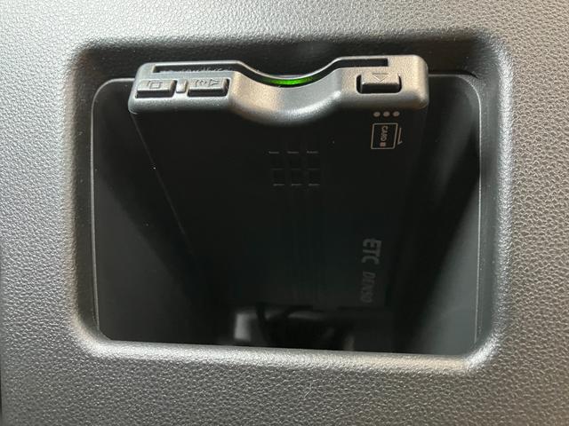 ムーヴキャンバス Ｘメイクアップリミテッド　ＳＡＩＩＩ　サポカーＳワイド適合　Ｂカメラ　ＥＴＣ　ドラレコ　ステアリングスイッチ　両側オートスライドドア　オートハイビーム　横滑り防止機能　誤発進抑制機能　置きラクボックス　電動格納ミラー　キーフリー（18枚目）