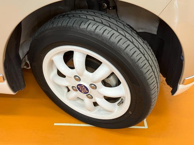 ムーヴキャンバス Ｘメイクアップリミテッド　ＳＡＩＩＩ　サポカーＳワイド適合　Ｂカメラ　ＥＴＣ　ドラレコ　ステアリングスイッチ　両側オートスライドドア　オートハイビーム　横滑り防止機能　誤発進抑制機能　置きラクボックス　電動格納ミラー　キーフリー（24枚目）