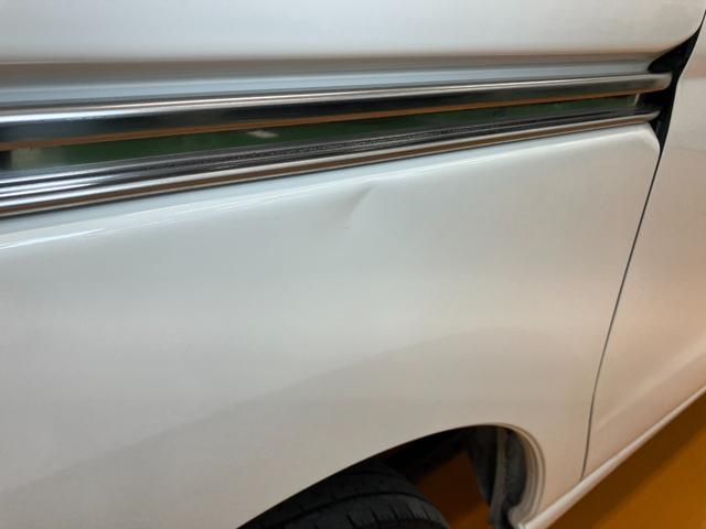 ハイゼットカーゴ スペシャル　両側スライドドア　ラジオ　エアコン　リアウィンドウデフォッガー　光軸調整ダイヤル　エアバッグ　パワーステアリング（9枚目）