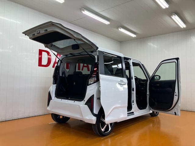 ムーヴ ＲＳ　サポカーＳワイド適合　両側オートスライドドア　全車速追従機能付ＡＣＣ　ステアリングスイッチ　電動パーキングブレーキ　Ｐスタート　コーナーセンサー　キーフリー（9枚目）