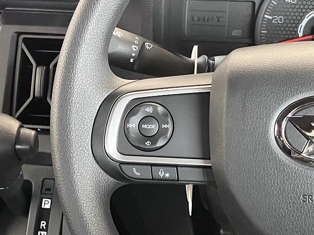 タフト Ｘ　サポカーＳワイド適合　スカイフィールトップ　Ｂカメラ　ステアリングスイッチ　オートエアコン　電動パーキングブレーキ　Ｐスタート　コーナーセンサー　アイドリングストップ　オートハイビーム　キーフリー（17枚目）