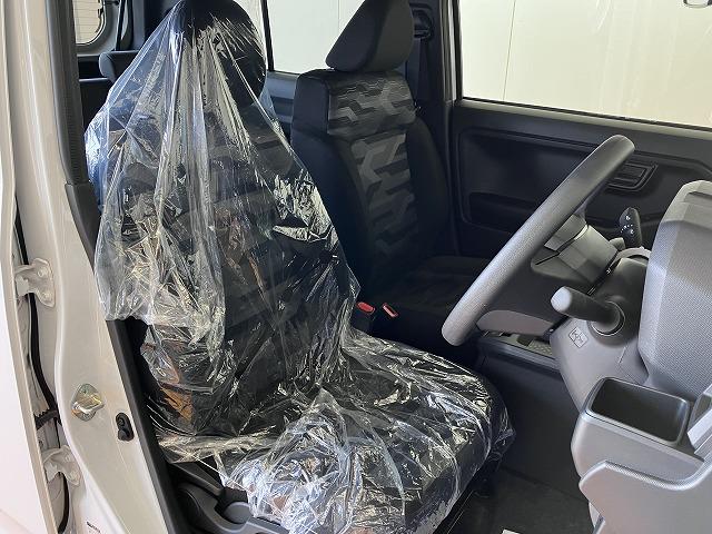 タフト Ｘ　サポカーＳワイド適合　スカイフィールトップ　Ｂカメラ　ステアリングスイッチ　オートエアコン　電動パーキングブレーキ　Ｐスタート　コーナーセンサー　アイドリングストップ　オートハイビーム　キーフリー（21枚目）