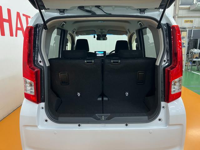 ムーヴ ＸリミテッドＩＩ　ＳＡＩＩＩ　サポカーＳワイド適合　ステアリングスイッチ　オートエアコン　Ｐスタート　運転席シートヒーター　アイドリングストップ　横滑り防止機能　誤発進抑制機能　オートハイビーム　光軸調整ダイヤル　キーフリー（10枚目）