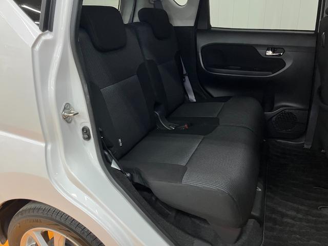 ムーヴ ＸリミテッドＩＩ　ＳＡＩＩＩ　サポカーＳワイド適合　ステアリングスイッチ　オートエアコン　Ｐスタート　運転席シートヒーター　アイドリングストップ　横滑り防止機能　誤発進抑制機能　オートハイビーム　光軸調整ダイヤル　キーフリー（20枚目）