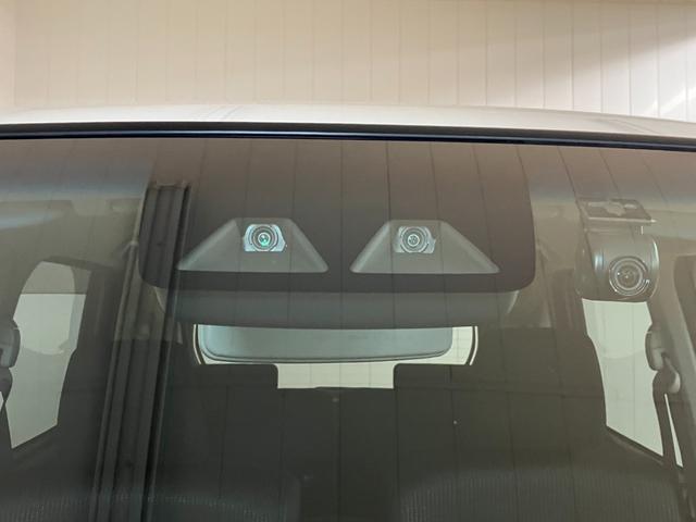 ムーヴ ＸリミテッドＩＩ　ＳＡＩＩＩ　サポカーＳワイド適合　ステアリングスイッチ　オートエアコン　Ｐスタート　運転席シートヒーター　アイドリングストップ　横滑り防止機能　誤発進抑制機能　オートハイビーム　光軸調整ダイヤル　キーフリー（22枚目）