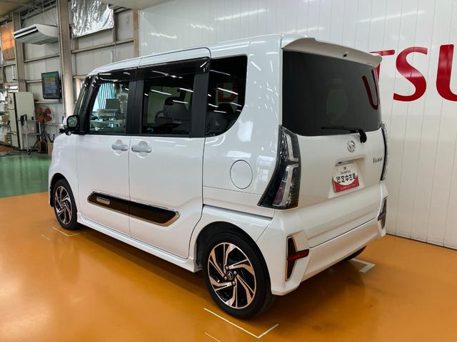 タント カスタムＲＳスタイルセレクション　サポカーＳワイド適合　ドラレコ　ミラクルオープンドア　両側オートスライドドア　ミラクルウォークスルー　全車速追従機能付ＡＣＣ　パノラマモニター対応　ステアリングスイッチ　シートヒーター　キーフリー（6枚目）