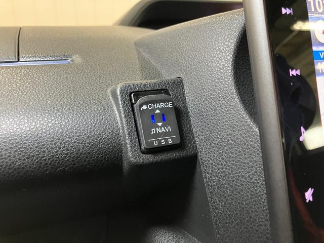 タント カスタムＲＳスタイルセレクション　サポカーＳワイド適合　ドラレコ　ミラクルオープンドア　両側オートスライドドア　ミラクルウォークスルー　全車速追従機能付ＡＣＣ　パノラマモニター対応　ステアリングスイッチ　シートヒーター　キーフリー（20枚目）