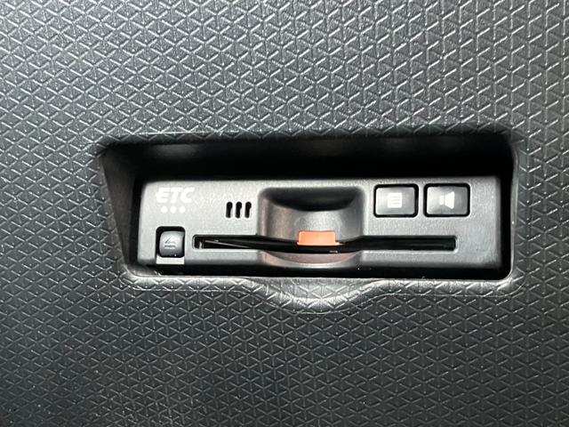 タント カスタムＲＳスタイルセレクション　サポカーＳワイド適合　ドラレコ　ミラクルオープンドア　両側オートスライドドア　ミラクルウォークスルー　全車速追従機能付ＡＣＣ　パノラマモニター対応　ステアリングスイッチ　シートヒーター　キーフリー（23枚目）