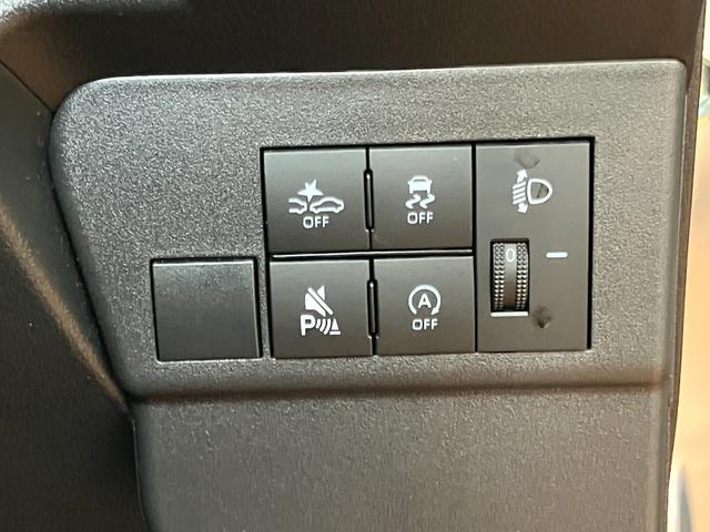 ハイゼットカーゴ ＤＸ　サポカーＳワイド適合　ラジオ　エアコン　アクセサリーソケット　コーナーセンサー　アイドリングストップ　光軸調整ダイヤル　横滑り防止機能　誤発進抑制機能　パワーウインドウ　キーレス（16枚目）