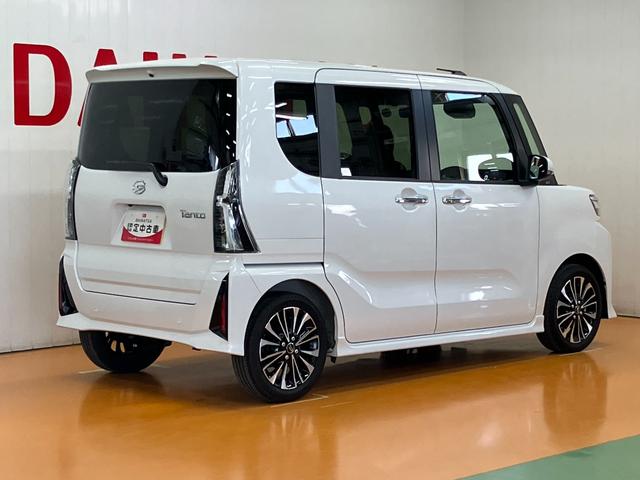 タント カスタムＲＳ　サポカーＳワイド適合　ミラクルオープンドア　両側オートスライドドア　パノラマモニター対応　電動パーキングブレーキ　ステアリングスイッチ　シートヒーター　オートエアコン　コーナーセンサー　キーフリー（8枚目）