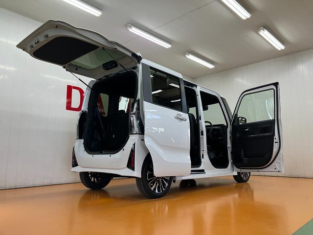 タント カスタムＲＳ　サポカーＳワイド適合　ミラクルオープンドア　両側オートスライドドア　パノラマモニター対応　電動パーキングブレーキ　ステアリングスイッチ　シートヒーター　オートエアコン　コーナーセンサー　キーフリー（9枚目）