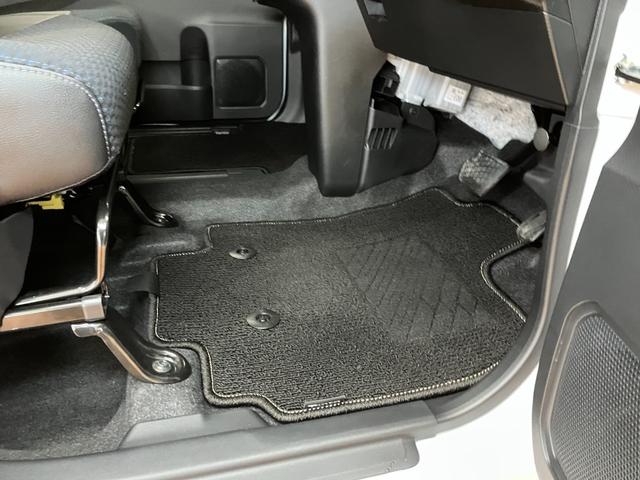 タント カスタムＲＳ　サポカーＳワイド適合　ミラクルオープンドア　両側オートスライドドア　電動パーキングブレーキ　パノラマモニター対応　ステアリングスイッチ　シートヒーター　オートエアコン　コーナーセンサー　キーフリー（23枚目）