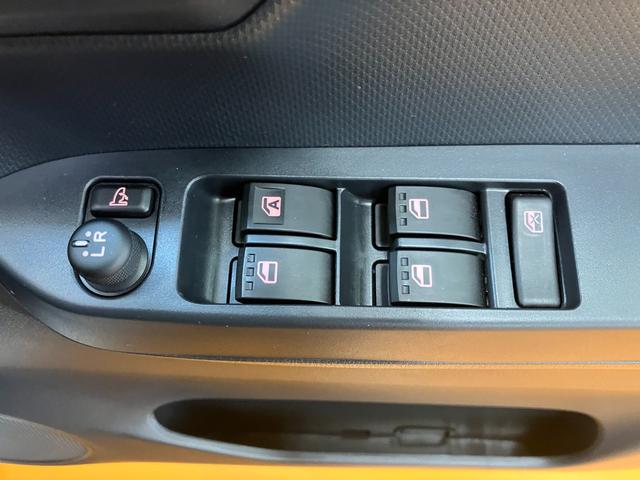 ミライース Ｘ　ＳＡＩＩＩ　サポカーＳワイド適合　エアコン　Ｂカメラ　コーナーセンサー　光軸調整ダイヤル　オートハイビーム　アイドリングストップ　横滑り防止機能　誤発進抑制機能　電動格納ミラー　パワーウインドウ　キーレス（16枚目）