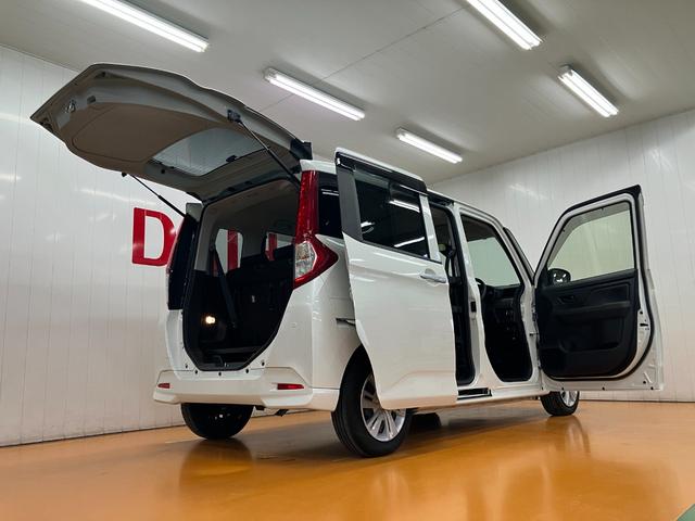 ルーミー Ｘ　衝突被害軽減ブレーキシステム　ドラレコ　片側オートスライドドア　ステアリングスイッチ　ＵＳＢ接続端子　ＵＳＢ接続端子　Ｐスタート　コーナーセンサー　シートヒーター　ＥＴＣ　キーフリー（9枚目）