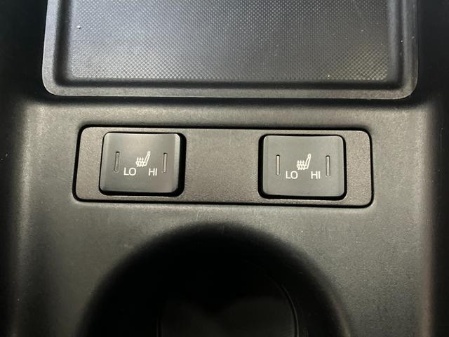 プリウス Ｓツーリングセレクション　ハイブリッド車　衝突被害軽減ブレーキシステム　ドラレコ　クルーズコントロール　ステアリングスイッチ　Ｐスタート　オートハイビーム　シートヒーター　ＥＴＣ　キーフリー（22枚目）