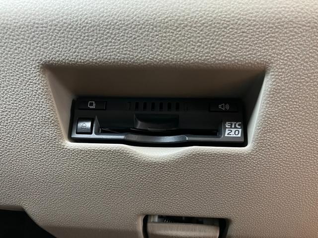 パッソ Ｘ　Ｓ　衝突被害軽減ブレーキシステム　ドラレコ　Ｂカメラ　ステアリングスイッチ　エアコン　Ｐスタート　オートハイビーム　コーナーセンサー　電動格納ミラー　ＥＴＣ　キーフリー（18枚目）