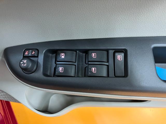 パッソ Ｘ　Ｓ　衝突被害軽減ブレーキシステム　ドラレコ　Ｂカメラ　ステアリングスイッチ　エアコン　Ｐスタート　オートハイビーム　コーナーセンサー　電動格納ミラー　ＥＴＣ　キーフリー（19枚目）