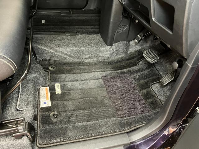 タント カスタムＲＳ　トップエディションＳＡＩＩＩ　サポカーＳワイド適合　ドラレコ　ミラクルウォークスルー　ミラクルオープンドア　ＵＳＢ接続端子　ステアリングスイッチ　両側オートスライドドア　Ｐスタート　運転席シートヒーター　キーフリー（22枚目）