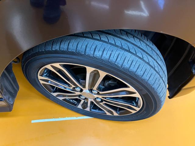 タント カスタムＲＳ　トップエディションＳＡＩＩＩ　サポカーＳワイド適合　ドラレコ　ミラクルウォークスルー　ミラクルオープンドア　ＵＳＢ接続端子　ステアリングスイッチ　両側オートスライドドア　Ｐスタート　運転席シートヒーター　キーフリー（26枚目）