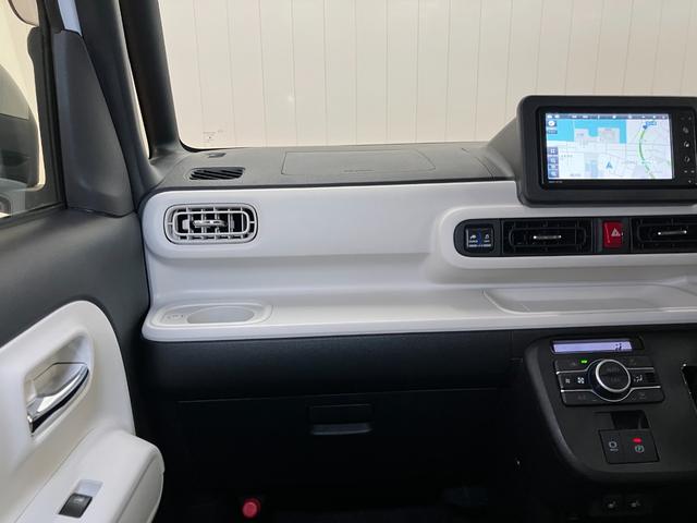 ムーヴキャンバス ストライプスＧ　サポカーＳワイド適合　ドラレコ　パノラマモニター対応　ＵＳＢ接続端子　電動パーキングブレーキ　シートヒーター　両側オートスライドドア　Ｐスタート　ＵＳＢ接続端子　ホッとカップホルダー　ＥＴＣ（11枚目）