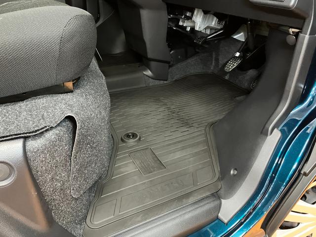 アトレー ＲＳ　サポカーＳワイド適合　Ｂカメラ　オートエアコン　ステアリングスイッチ　全車速追従機能付ＡＣＣ　両側オートスライドドア　Ｐスタート　コーナーセンサー　アクセサリーソケット　電動格納ミラー　キーフリー（23枚目）