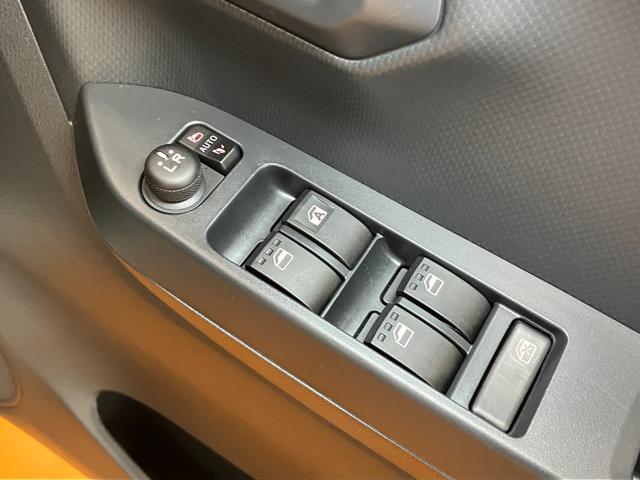 ミライース Ｇ　ＳＡＩＩＩ　サポカーＳワイド適合　オートエアコン　Ｂカメラ　Ｐスタート　コーナーセンサー　オートハイビーム　アイドリングストップ　シートヒーター　　誤発進抑制機能　電動格納ミラー　パワーウインドウ　キーフリー（17枚目）