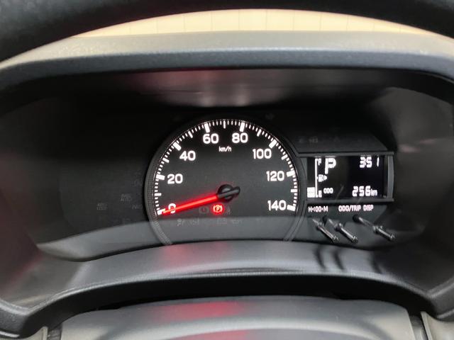 ハイゼットカーゴ ＤＸ　サポカーＳワイド適合　ラジオ　エアコン　アクセサリーソケット　コーナーセンサー　アイドリングストップ　光軸調整ダイヤル　横滑り防止機能　誤発進抑制機能　パワーウインドウ　キーレス（15枚目）