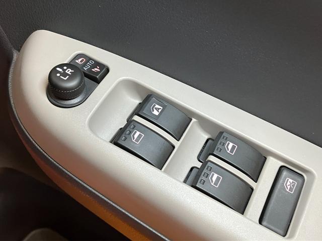 ブーン スタイル　ＳＡＩＩＩ　サポカーＳワイド適合　ドラレコ　ステアリングスイッチ　Ｐスタート　ＥＴＣ　アイドリングストップ　コーナーセンサー　オートハイビーム　横滑り防止機能　誤発進抑制機能　オートエアコン　キーフリー（17枚目）