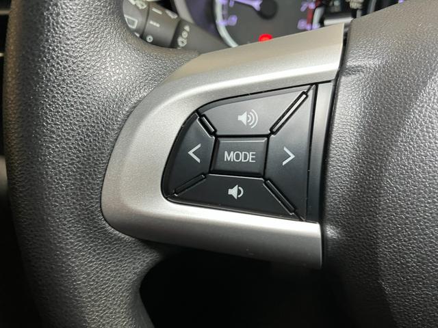 ムーヴ カスタム　ＸリミテッドＩＩ　ＳＡＩＩＩ　サポカーＳワイド適合　ドラレコ　ステアリングスイッチ　パノラマモニター対応　Ｐスタート　運転席シートヒーター　アイドリングストップ　横滑り防止機能　誤発進抑制機能　オートハイビーム　キーフリー（16枚目）