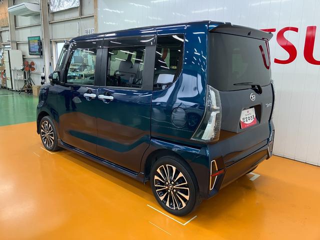 タント カスタムＲＳ　４ＷＤ　サポカーＳワイド適合　ドラレコ　ミラクルオープンドア　両側オートスライドドア　電動パーキングブレーキ　ディスプレイオーディオ　ステアリングスイッチ　シートヒーター　コーナーセンサー　キーフリー（6枚目）