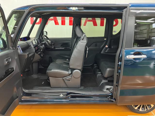 タント カスタムＲＳ　４ＷＤ　サポカーＳワイド適合　ドラレコ　ミラクルオープンドア　両側オートスライドドア　電動パーキングブレーキ　ディスプレイオーディオ　ステアリングスイッチ　シートヒーター　コーナーセンサー　キーフリー（11枚目）