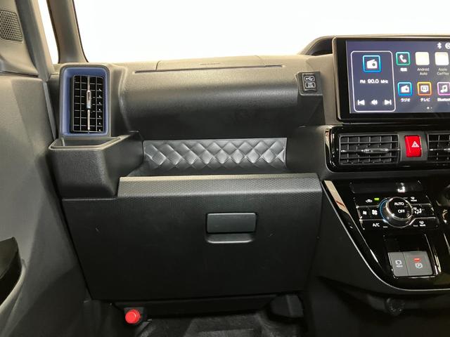 タント カスタムＲＳ　４ＷＤ　サポカーＳワイド適合　ドラレコ　ミラクルオープンドア　両側オートスライドドア　電動パーキングブレーキ　ディスプレイオーディオ　ステアリングスイッチ　シートヒーター　コーナーセンサー　キーフリー（12枚目）