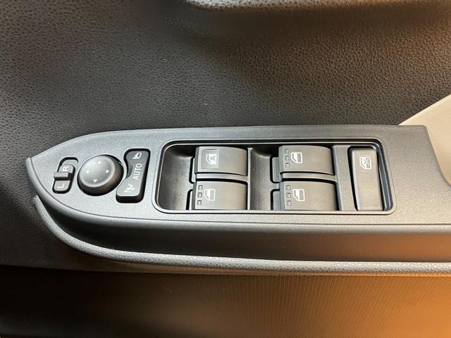 タント Ｘ　サポカーＳワイド適合　ミラクルオープンドア　パノラマモニター対応　片側オートスライドドア　電動パーキングブレーキ　Ｐスタート　コーナーセンサー　シートヒーター　ステアリングスイッチ　キーフリー（20枚目）