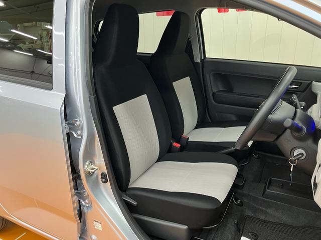 ミライース Ｘ　ＳＡＩＩＩ　サポカーＳワイド適合　エアコン　Ｂカメラ　コーナーセンサー　光軸調整ダイヤル　オートハイビーム　アイドリングストップ　横滑り防止機能　誤発進抑制機能　電動格納ミラー　パワーウインドウ　キーレス（17枚目）