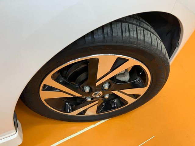 デイズ ハイウェイスター　Ｇターボ　衝突被害軽減ブレーキシステム　ドラレコ　全周囲カメラ　ステアリングスイッチ　Ｐスタート　アイドリングストップ　ＥＴＣ　電動格納ミラー　キーフリー（26枚目）