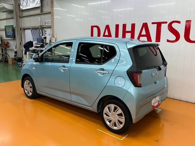 ミライース Ｘ　ＳＡＩＩＩ　サポカーＳワイド適合　エアコン　Ｂカメラ　コーナーセンサー　光軸調整ダイヤル　オートハイビーム　アイドリングストップ　横滑り防止機能　誤発進抑制機能　電動格納ミラー　パワーウインドウ　キーレス（6枚目）