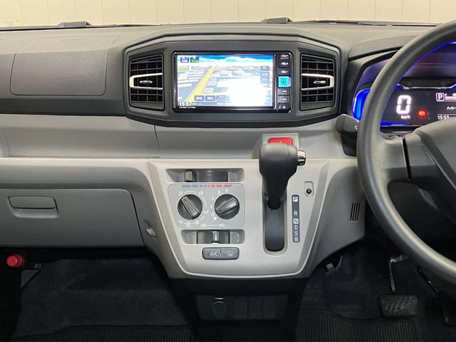 ミライース Ｘ　ＳＡＩＩＩ　サポカーＳワイド適合　エアコン　Ｂカメラ　コーナーセンサー　光軸調整ダイヤル　オートハイビーム　アイドリングストップ　横滑り防止機能　誤発進抑制機能　電動格納ミラー　パワーウインドウ　キーレス（12枚目）