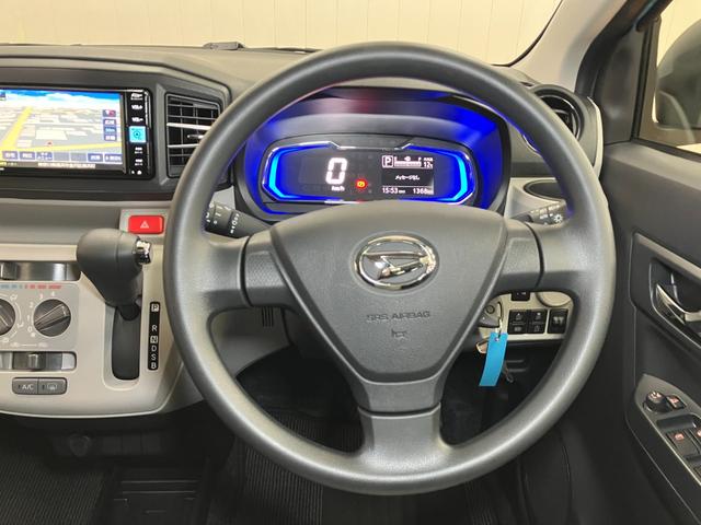 ミライース Ｘ　ＳＡＩＩＩ　サポカーＳワイド適合　エアコン　Ｂカメラ　コーナーセンサー　光軸調整ダイヤル　オートハイビーム　アイドリングストップ　横滑り防止機能　誤発進抑制機能　電動格納ミラー　パワーウインドウ　キーレス（13枚目）