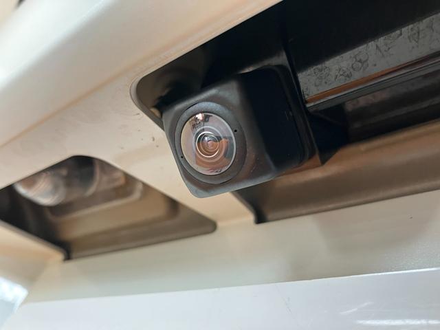 ムーヴキャンバス Ｘメイクアップリミテッド　ＳＡＩＩＩ　サポカーＳワイド適合　両側オートスライドドア　パノラマモニター対応　ステアリングスイッチ　Ｐスタート　オートハイビーム　アイドリングストップ　置きラクボックス　キーフリー（25枚目）