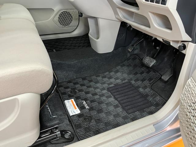 �����L�X