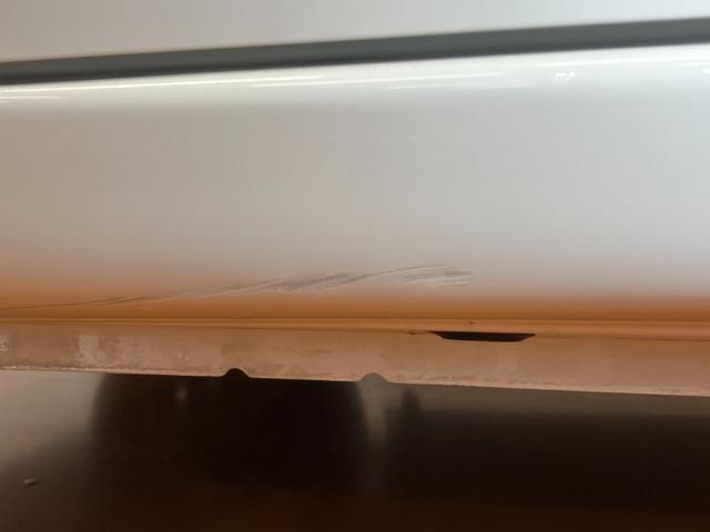 ムーヴ Ｌ　オーディオ　エアコン　アイドリングストップ　横滑り防止装置　光軸調整ダイヤル　電動格納ミラー　パワーウインドウ　キーレス（9枚目）