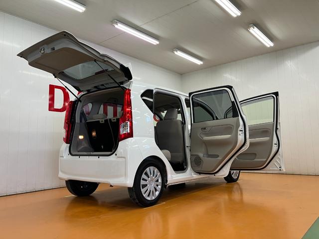 ムーヴ Ｌ　オーディオ　エアコン　アイドリングストップ　横滑り防止装置　光軸調整ダイヤル　電動格納ミラー　パワーウインドウ　キーレス（10枚目）