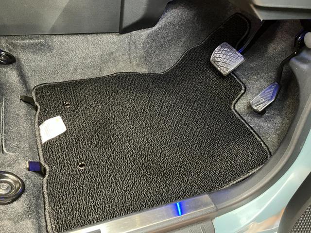 �����L�X