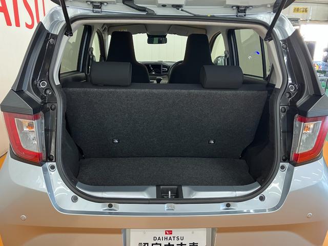 ミライース Ｘ　ＳＡＩＩＩ　サポカーＳワイド適合　エアコン　Ｂカメラ　コーナーセンサー　光軸調整ダイヤル　オートハイビーム　アイドリングストップ　横滑り防止機能　誤発進抑制機能　電動格納ミラー　パワーウインドウ　キーレス（10枚目）