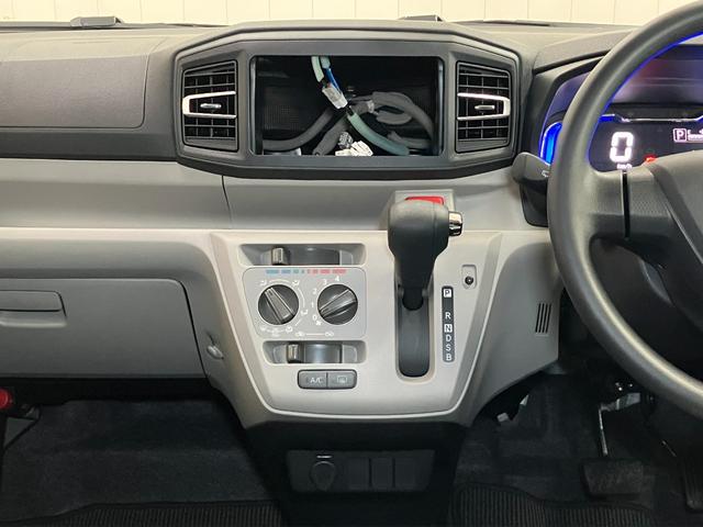 ミライース Ｘ　ＳＡＩＩＩ　サポカーＳワイド適合　エアコン　Ｂカメラ　コーナーセンサー　光軸調整ダイヤル　オートハイビーム　アイドリングストップ　横滑り防止機能　誤発進抑制機能　電動格納ミラー　パワーウインドウ　キーレス（12枚目）