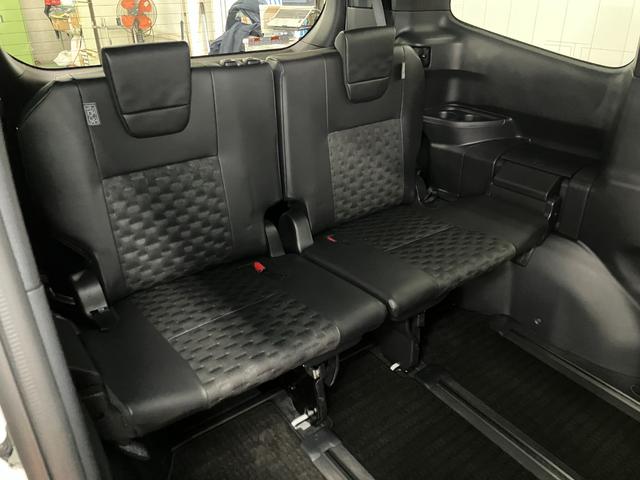 ヴォクシー S-Z 衝突被害軽減ブレーキシステム 3列シート クリアランスソナー レーダークルーズコントロール シートヒーター 電動パーキングブレーキ ダブルエアコン 後席モニター 両側オートスライドドア(32枚目)