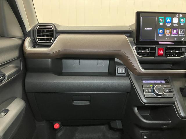 ムーヴ ＲＳ　サポカーＳワイド適合　両側オートスライドドア　全車速追従機能付ＡＣＣ　ステアリングスイッチ　ディスプレイオーディオ　ＵＳＢ接続端子　電動パーキングブレーキ　パノラマモニター対応　コーナーセンサー（11枚目）