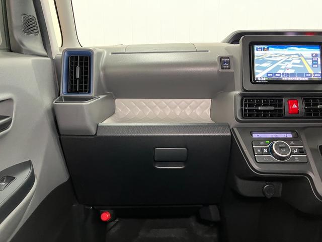 タント Ｘセレクション　サポカーＳワイド適合　ドラレコ　ミラクルオープンドア　コーナーポール　パノラマモニター対応　片側オートスライドドア　Ｐスタート　コーナーセンサー　シートヒーター　ステアリングスイッチ　ＵＳＢ接続端子（12枚目）